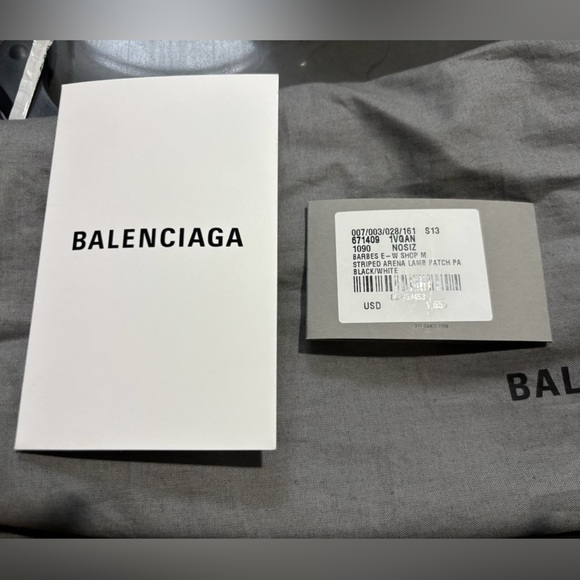 Balenciaga Agneau Medium Barbes East West Tote - Picture 6 of 11